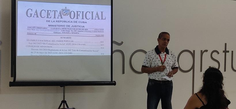 https://www.bc.gob.cu//storage/noticias/November2024/taller 1 GcXCBcMXgAAb_V4.jpeg
